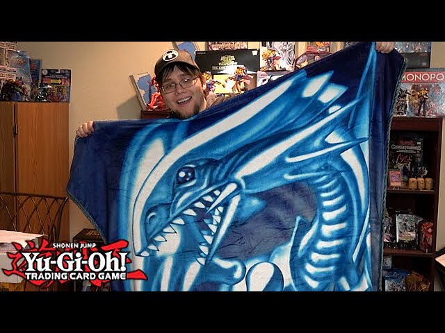 yugioh card blanket Yu-Gi-Oh! Trading Game Yugi Mutou Soft Plush Fleece Throw 45" x 60" : Home & Kitchen watch marathon Yu-Gi-Oh! Card Blanket | 1.5