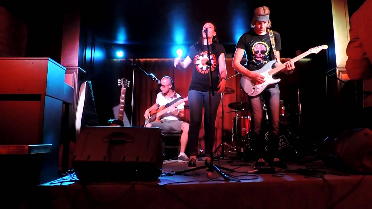 outwaves(cover Florence  And  The Machine-Heavy In Your Arms)