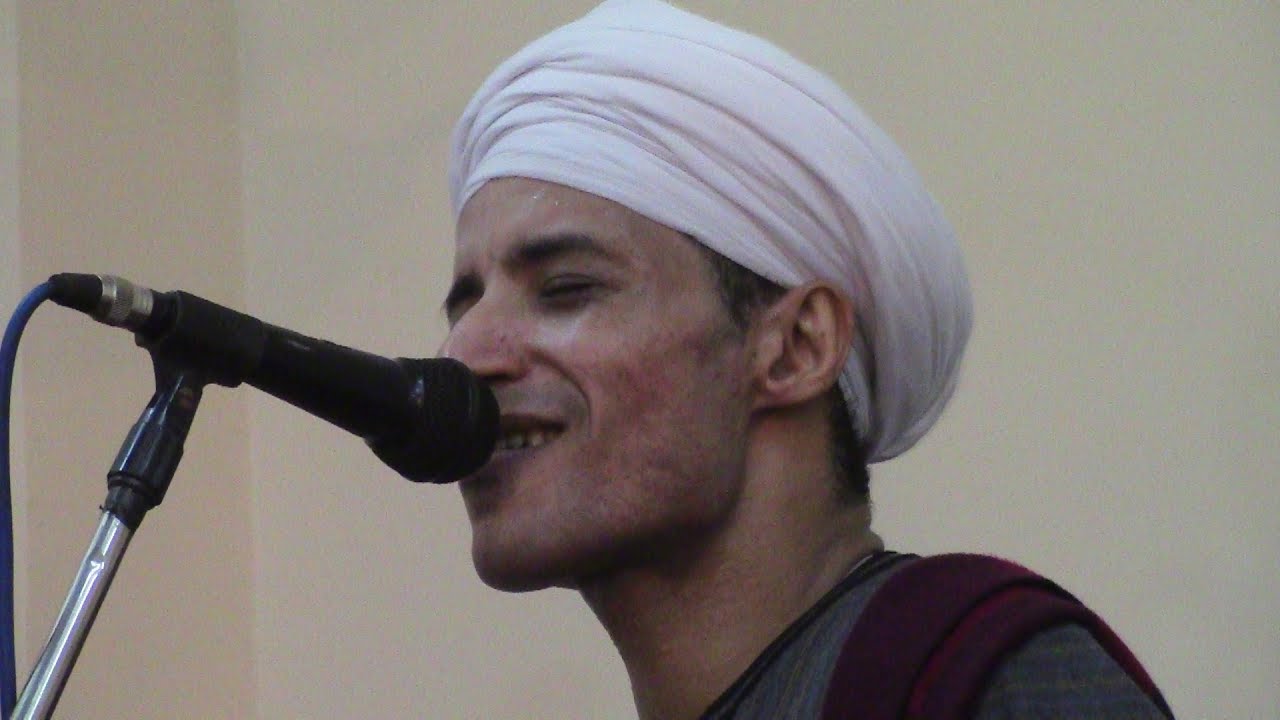 2 المنشد الشيخ محمود التونى من حفل مولد سيدى عمر العسيلى  بأشليم - قويسنا 21-10-2017