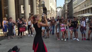 Amazing, stunning street artist contact juggler's performance @ Duomo, Milan by Zuzana from Slovakia