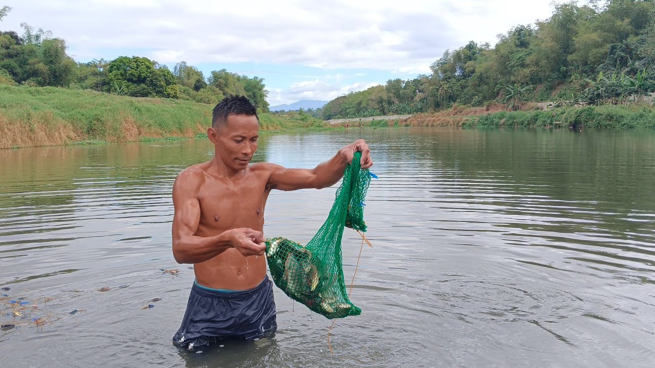 bakbakan nanaman sa ilog walapa isang oras nakarami agad - YouTube