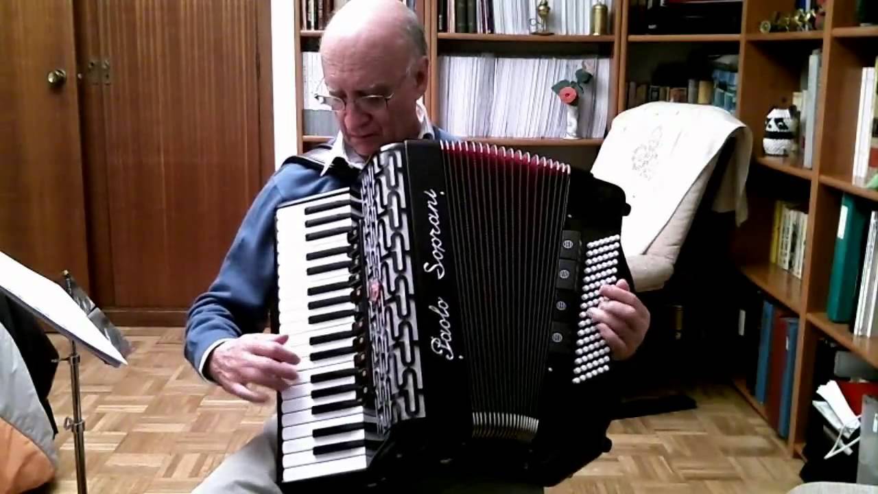 Yo vendo unos ojos negros/Acordeon/Arturo