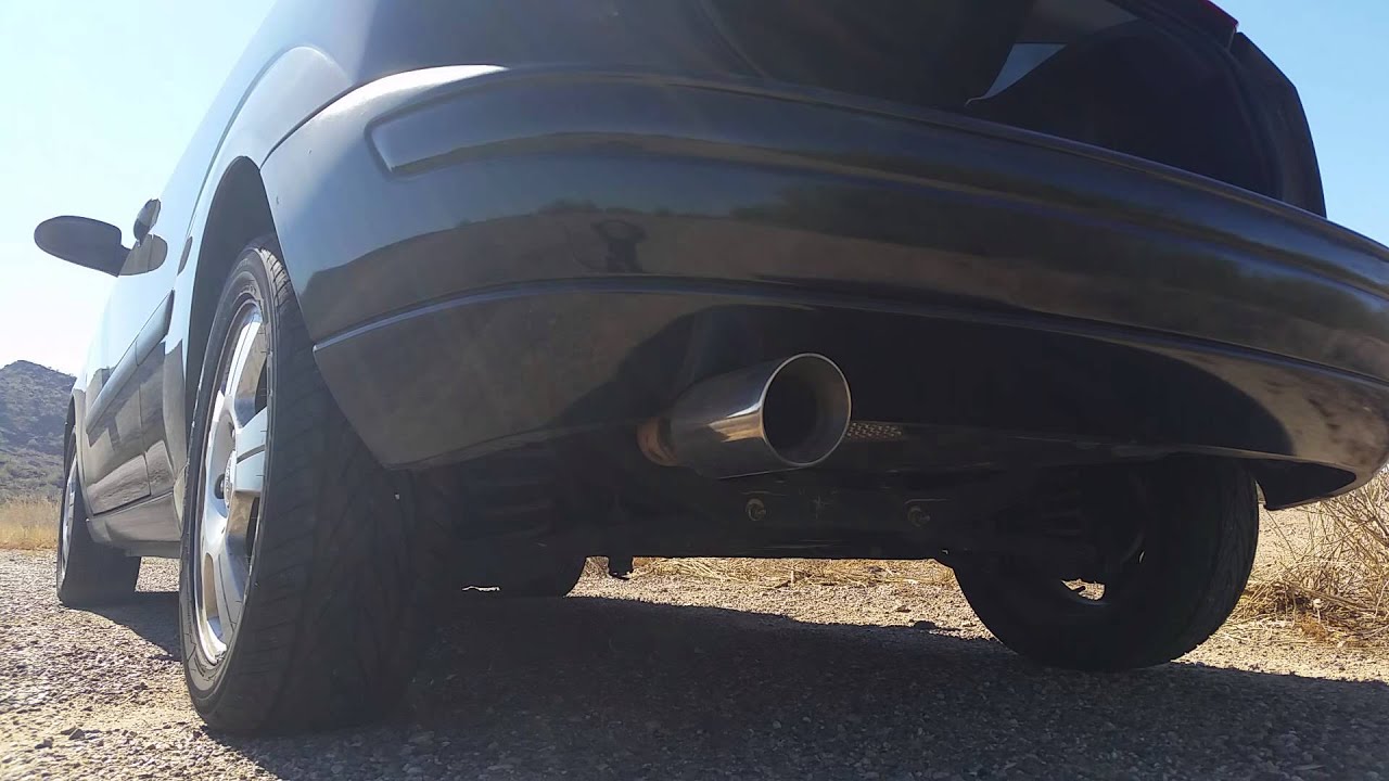 2003 Ford Focus ZX3 with MagnaFlow Exhaust - YouTube