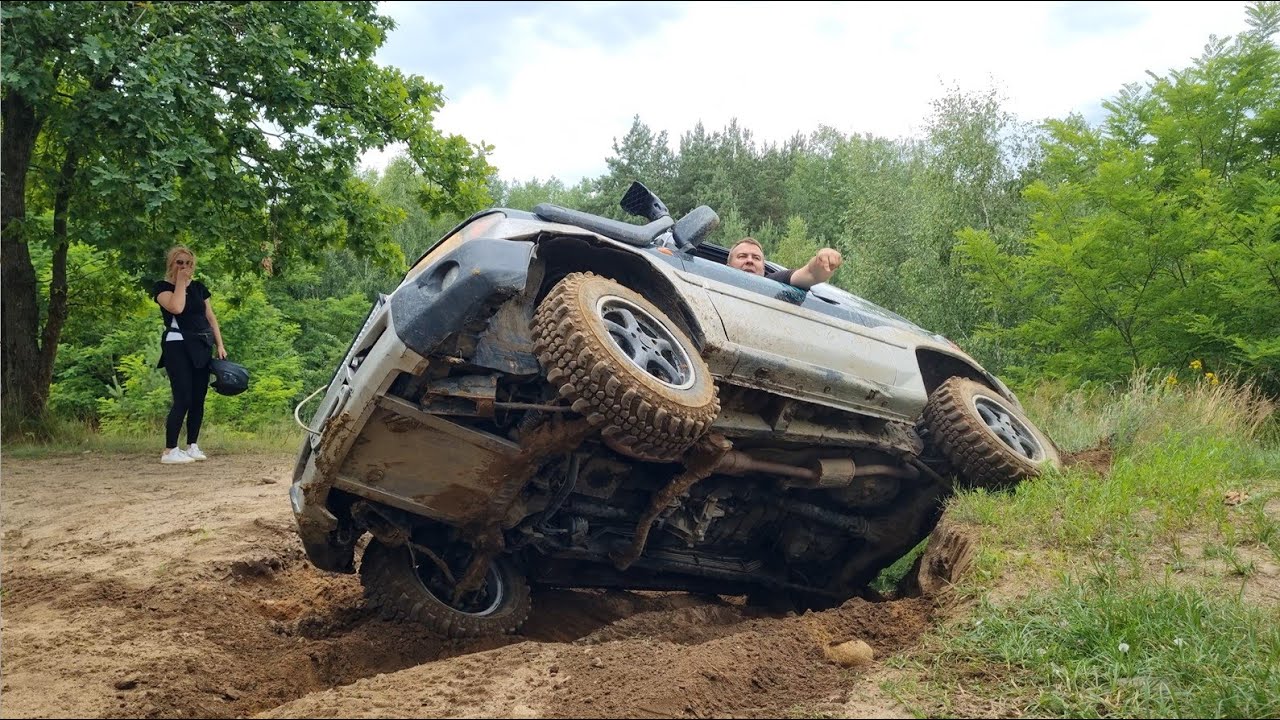 Mitsubishi Pajero Pinin IO (TR4) off road 4x4