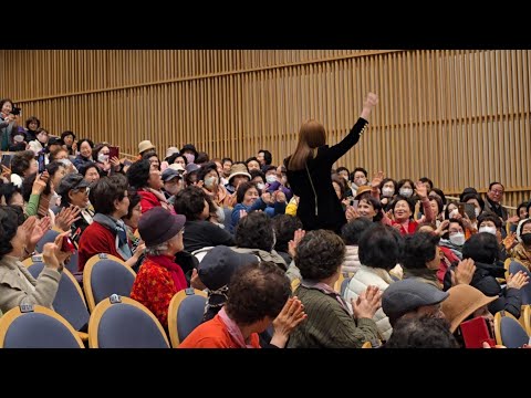윤수현 (초대가수) / 손님 온다 / 송광호노래교실 (노원구민의전당,월요반)