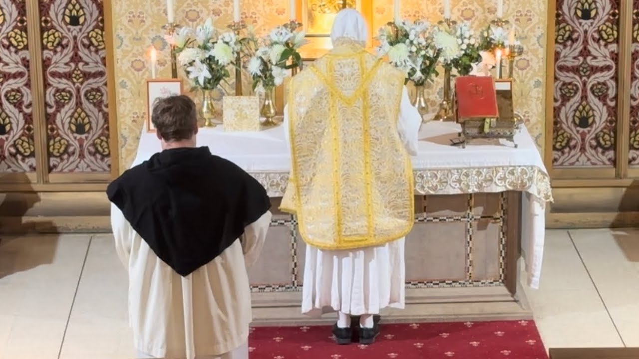 Low Mass in the Dominican Rite