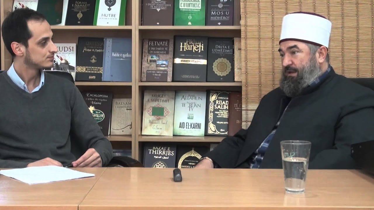 Nëse më pikon një pikë urinë a mund të fali Namaz? - Hoxhë Ferid Selimi