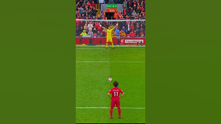 How did he miss that💀 #salah #football #liverpool #arsenal #premierleague #penalty