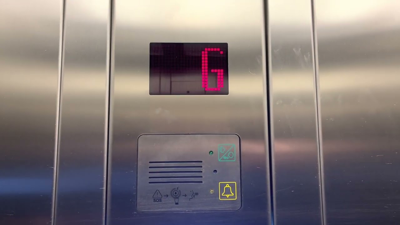 Brand new 2021 Kleemann lift Already with Door Issues