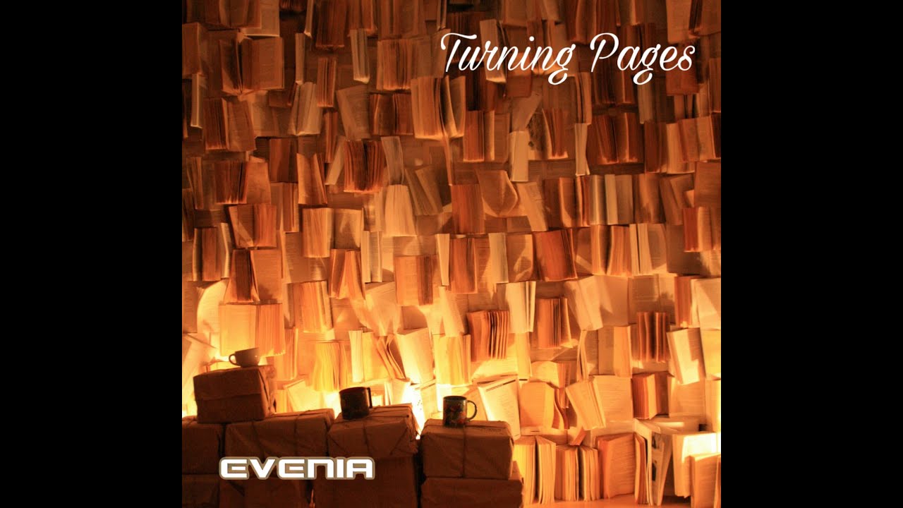 EVENIA - Turning pages