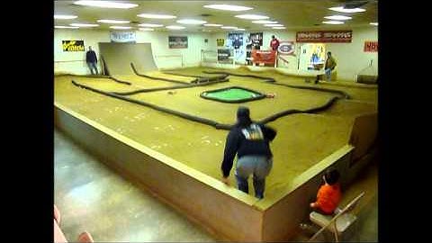 4WD Mod Buggy Main (Nov 30 @ Action RC Speedway)