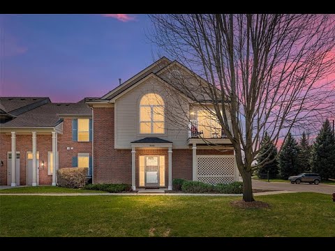 30200 Chesapeake Circle, Walled Lake, MI home video tour