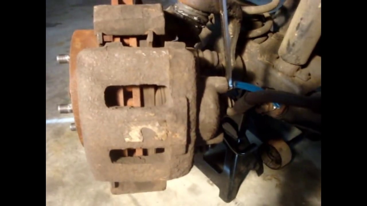 Jeep Wrangler TJ Brake Caliper Replacement, Cherokee XJ (Dana 30/D30) -  YouTube