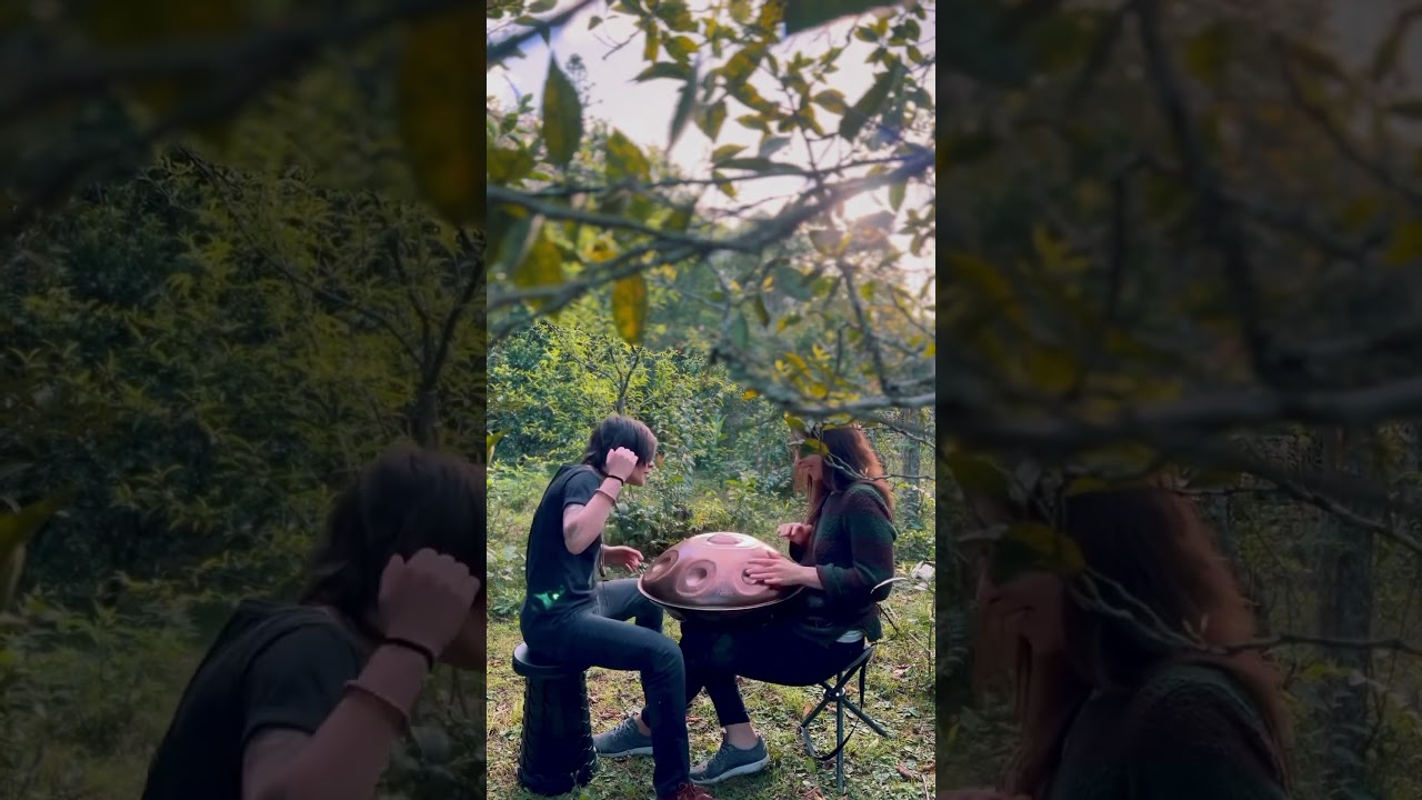 Four Hands, two Hearts & one Handpan