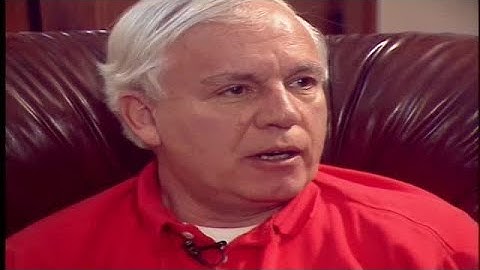 KCCI Archive: Iowa daughter-in-law sends parents video from Iraq in 1990