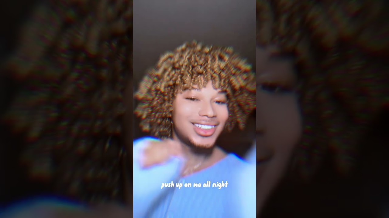 stream “push up on me” 💙🩵