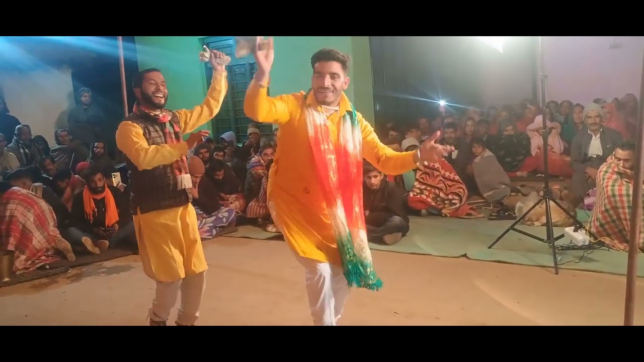 Sh.Des Raj Dogri Artist and Suresh Bhagat Dogri Artist Nigh  Program at Mallian Nalla .....