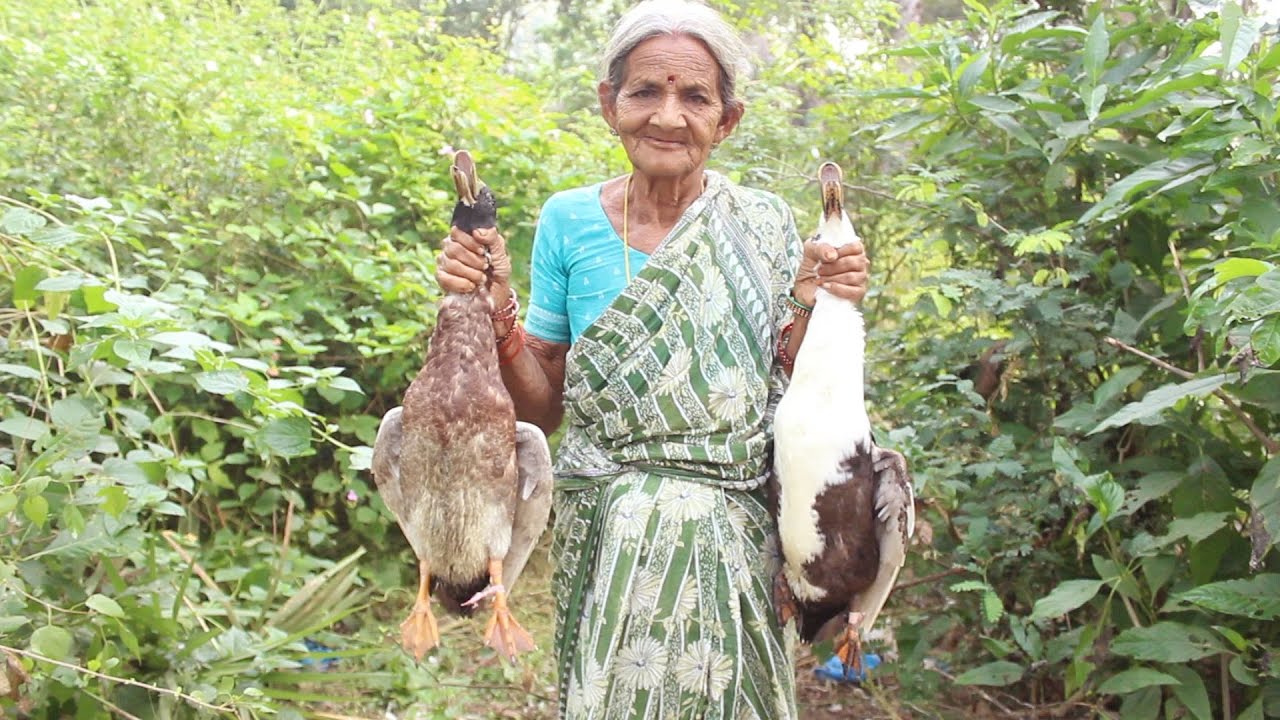 How To Cook Duck Curry My Grandma Village Style || Myna Street Food || Food Info