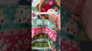 How I knit three-stranded colorwork 🧶 #knitting #colorwork #yarn