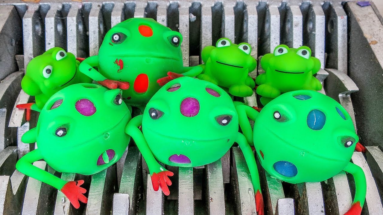 Frog Family Shredded! Squishy Frogs and Animal Toys Destroyed! What's Inside Slime Water Bath Toys?