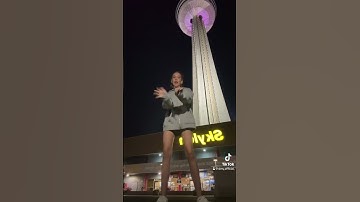 250 meters high😮#meters #high #skylon #canada #🍁 #dance #barbie #shorts