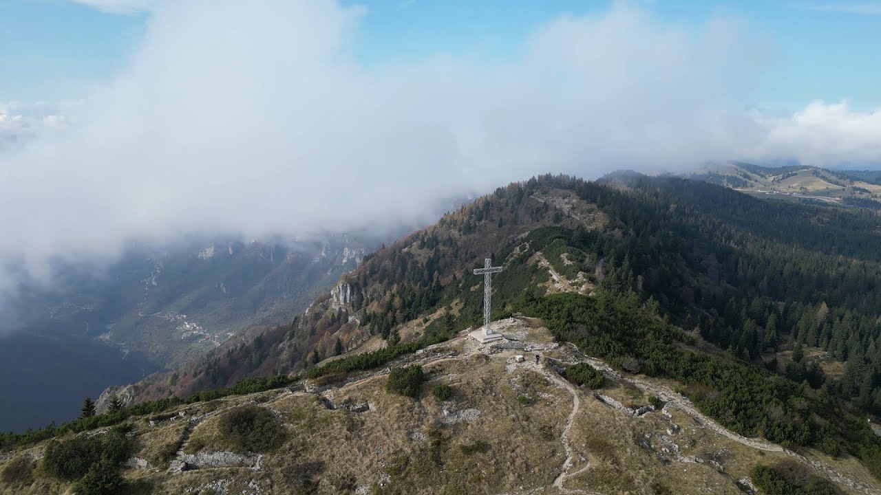 Forte Dosso delle Somme e Monte Maggio da Passo Coe