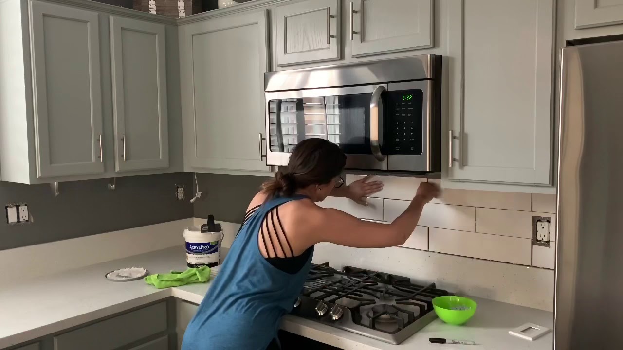 How To Install a Backsplash - YouTube