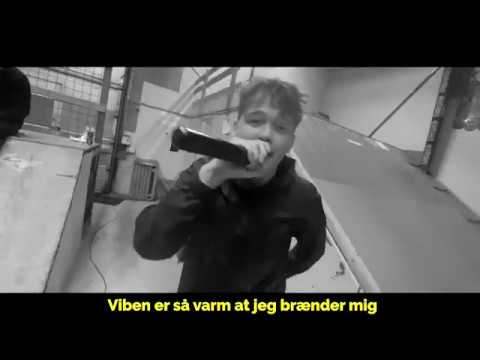 Watch Mikkel Pelle - Hygger mig(Prod. Gunki) #Redbullmitkvarter on YouTube Watch Mikkel Pelle - Hygger mig(Prod. Gunki) #Redbullmitkvarter on YouTube