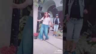 The Tween Four Koopyoor sedang ber-aksi dengan"Aduh Buyung" lokasi rumah adik Afifah🎶🎶🎵🎵