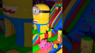 Duduk di punggung sapi pink dan terjatuh lucu ke belakang istana balon tayo seru #happy #cocomelon