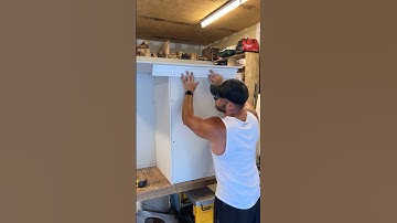 💥 3 Minute Crown Molding Installation Crash Course. 💥