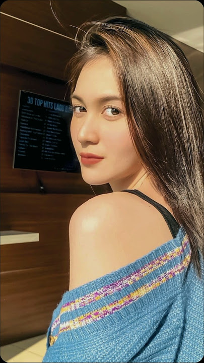 DENIRA WIRAGUNA #shorts #indonesia #artist #cantik