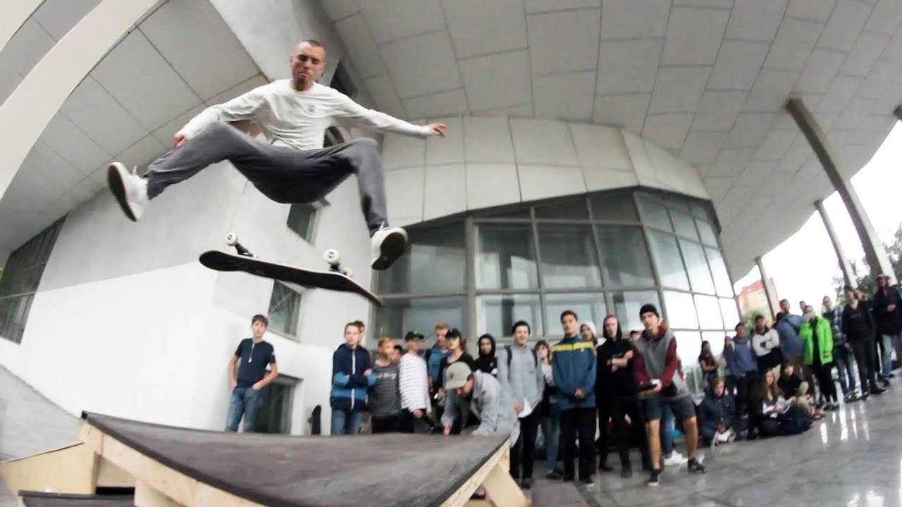 Footwork Skate Picnic