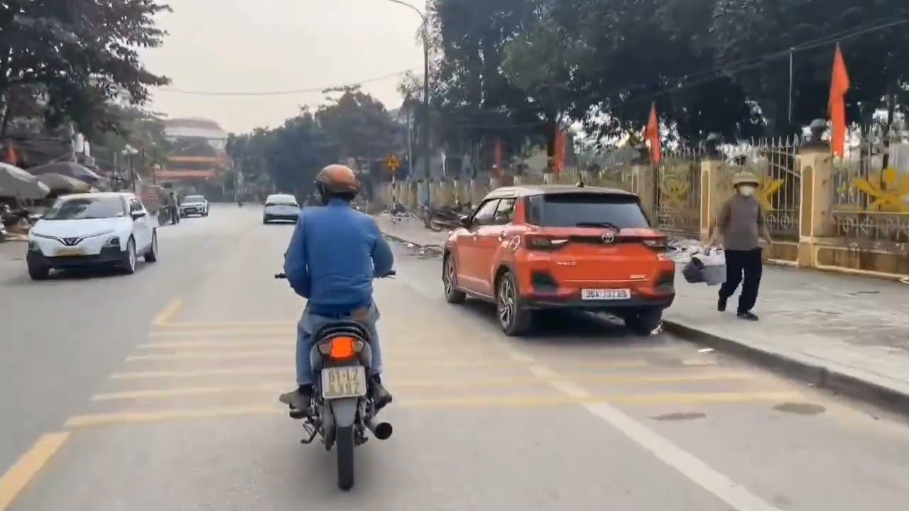 Truyện ngôn tình, giám đốc đầu xuân cưới vợ cưới 1 được 2