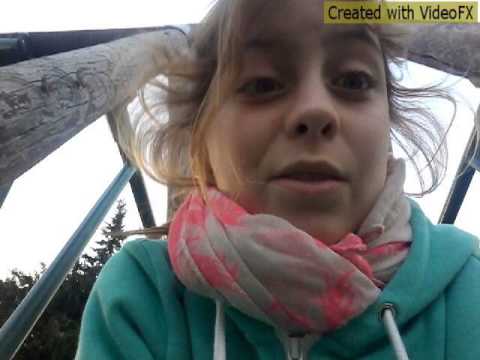 Elsa Esnoult Pour Qui Tu M Prend LAURIE