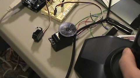 Arduino Python Servo Joystick Fun