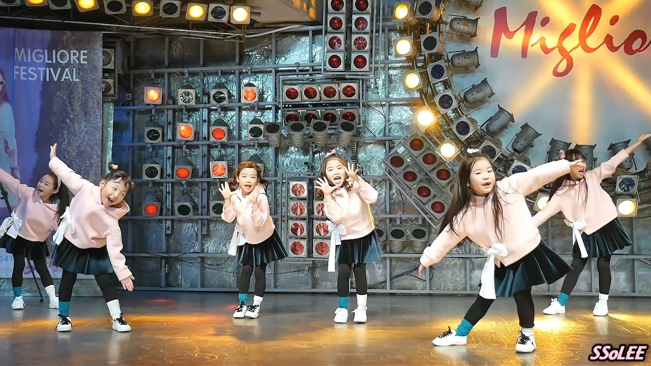 161120 키즈돌 비타민 (VITAMIN) - Happy Day (해피데이) @ 동대문 밀리오레 직캠 By SSoLEE
