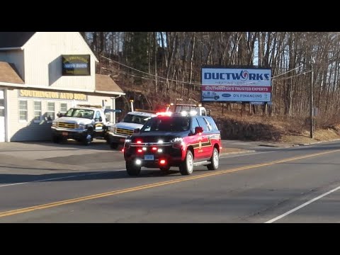 Southington Fire Department Car 4 responding to a Working Structure ...