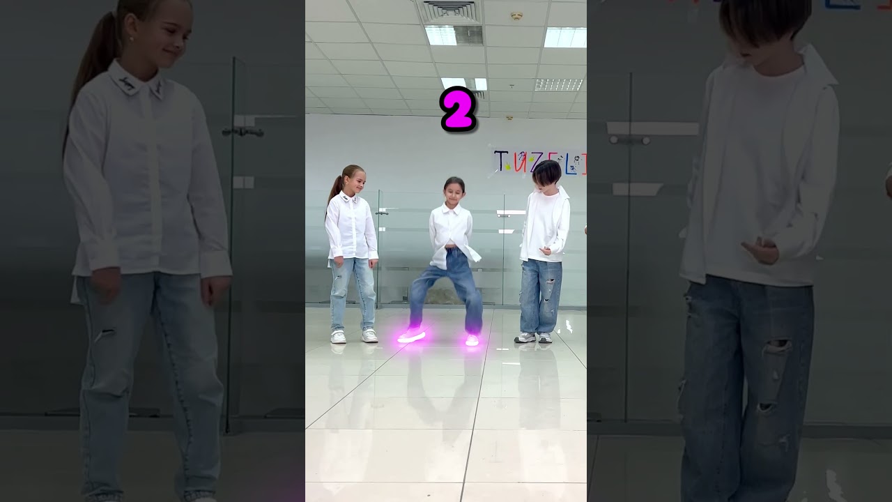 Шаффл Баттл 😎💥 WHO IS BEST DANCER ? 🤔🔥 32M SUBS !!! 😨💥 TUZELITY SHUFFLE ⭐️