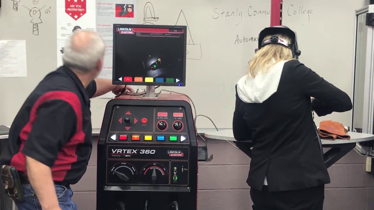 Using virtual reality to teach welding - YouTube