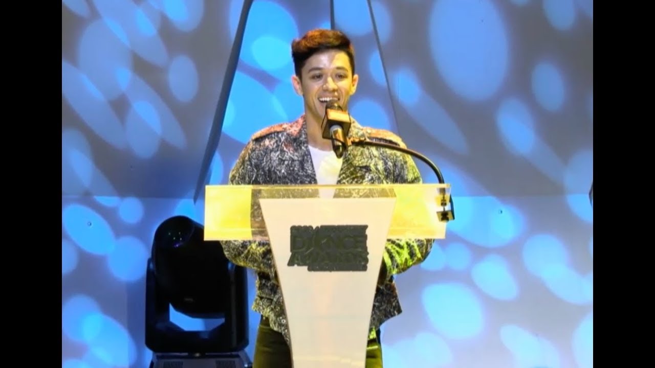 Kyle Hanagami receives the Dance Media Influencer Award (Industry Dance Awards 2018) jumping a car