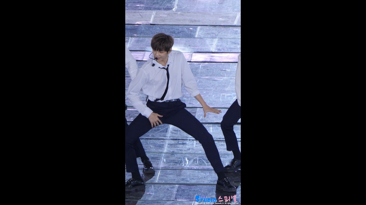 171022 워너원 '나야나' 강다니엘 직캠 Wanna One Kang Daniel fancam - PICK ME (부산 원아시아 페스티벌) by Spinel