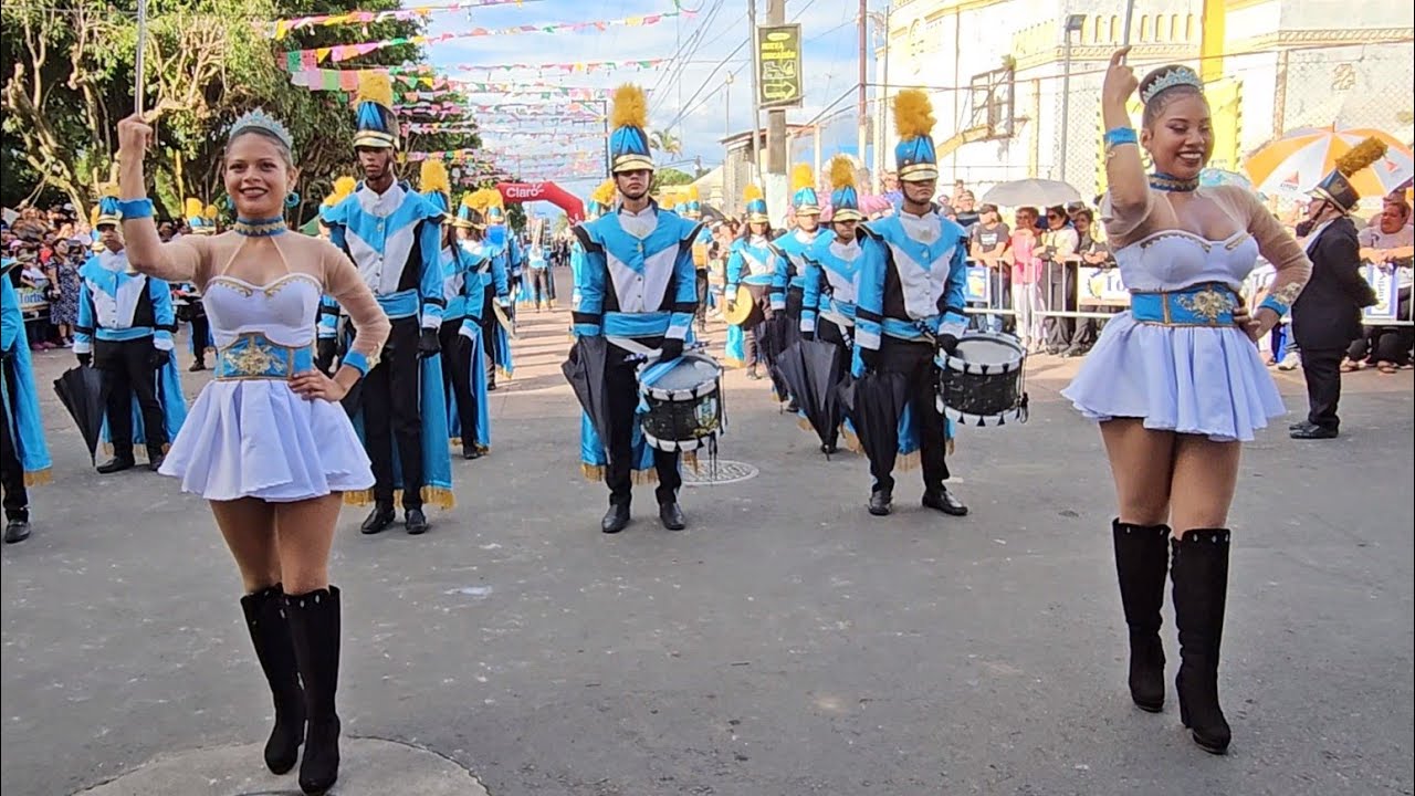 INSTITUTO JOSÉ TRINIDAD REYES desde Honduras 🇭🇳 Presentación especial en Festival de Berlín 2024 ✨