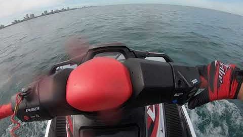 How to Use Cruise Control on Yamaha Waverunner