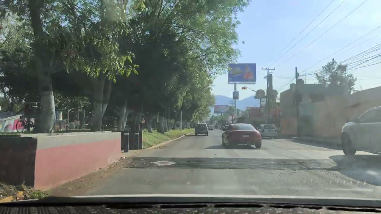 Por el Barrio de la Coca en Jacona Michoacán @cotidiano399 