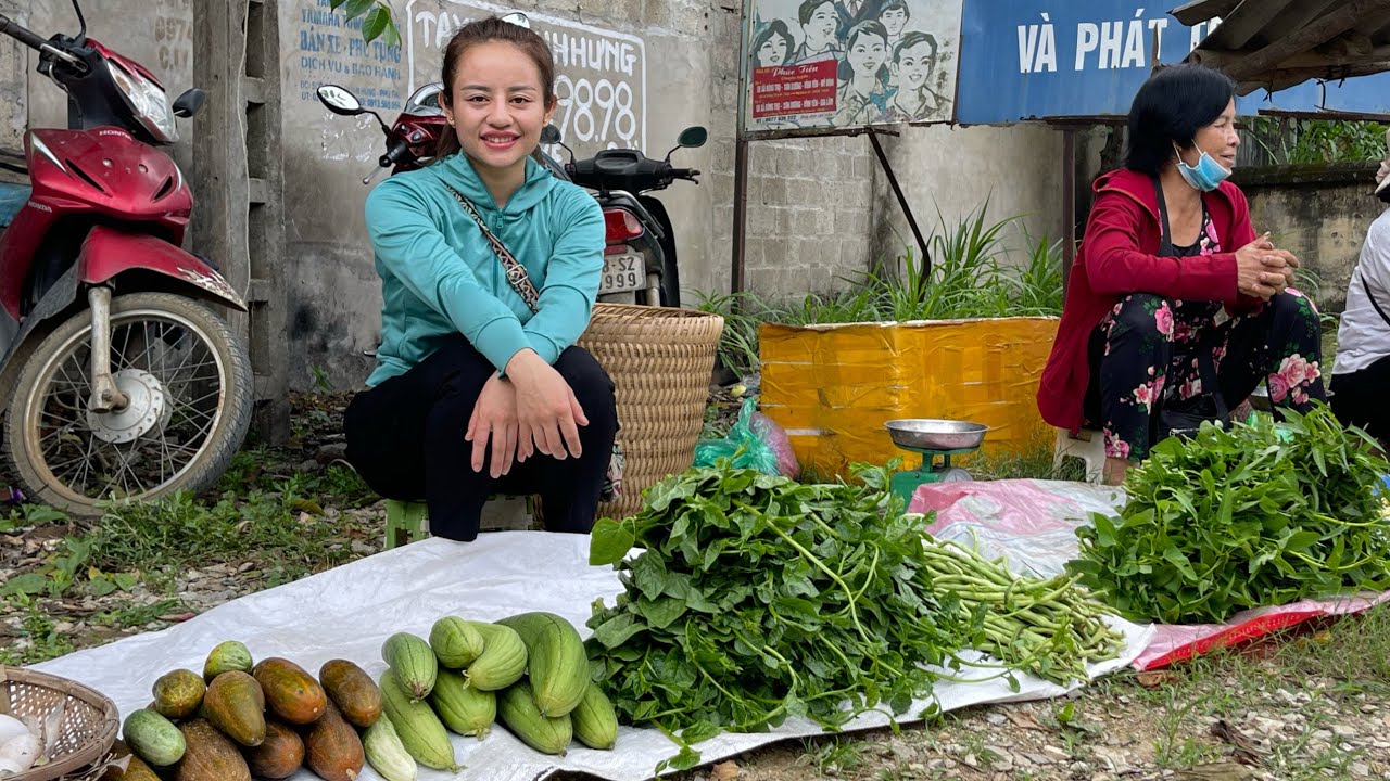 Harvest cowpeas, cucumbers, spinach, and eggs to go to the market to sell
