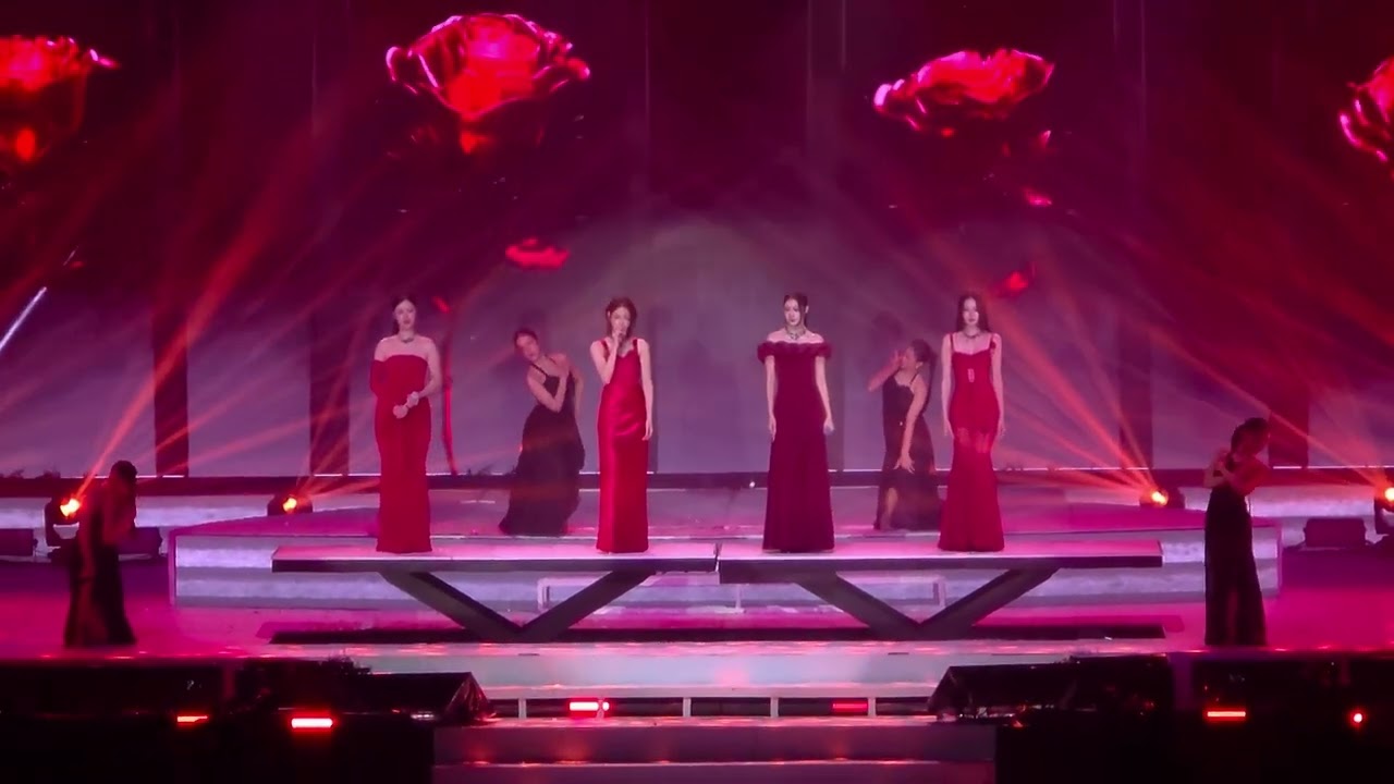 กุหลาบ - Milk Namtarn Emi View