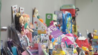 HSHS St. John's Hospital hosts free holiday gift store for parents of pediatric patients