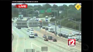 Five car crash backs up I-71/75 southbound