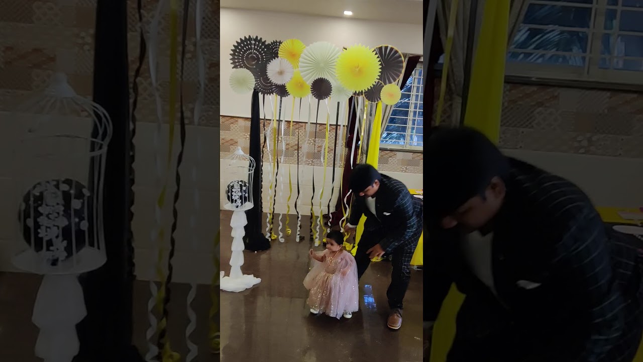 Honey ðŸ   bee theme - YouTube